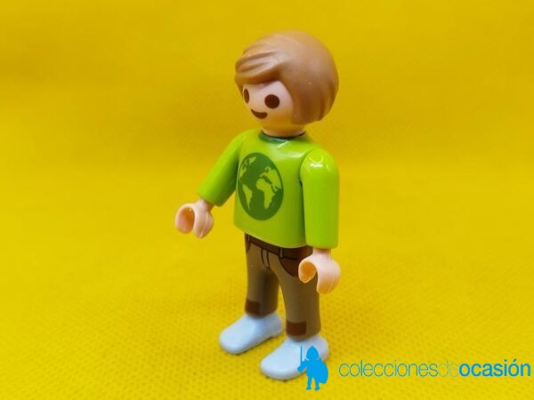 Playmobil Niño con mapa mundi en el pecho - Imagen 2