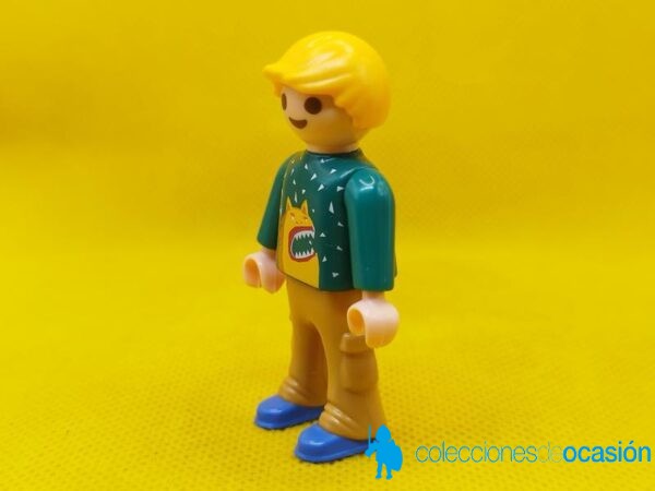 Playmobil Niño con monstruo en la camiseta, niño city - Imagen 2