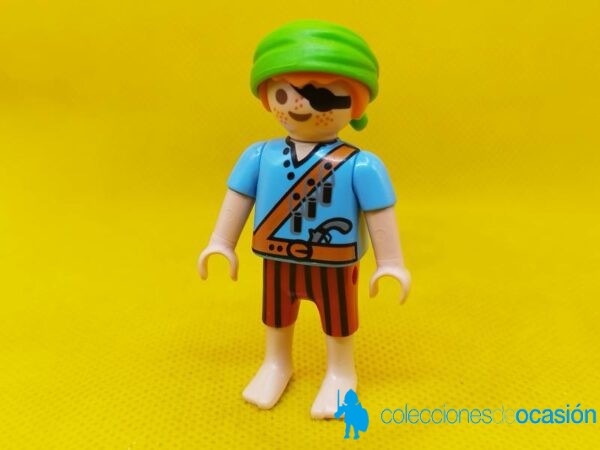 Playmobil Niño pirata con parche y pañuelo verde