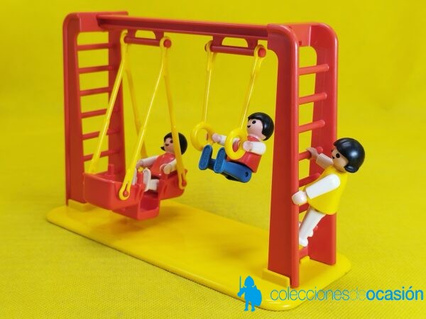 Playmobil Niños en columpio de parque infantil