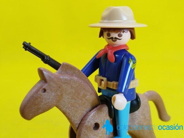 Playmobil Oficial de caballería, soldado del norte
