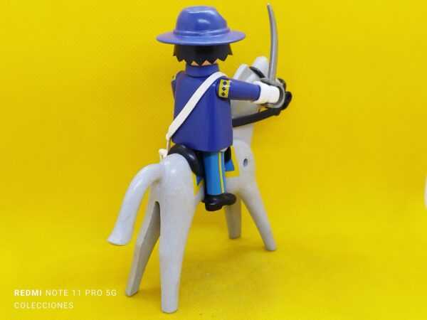 Playmobil Oficial del norte con caballo - Imagen 3