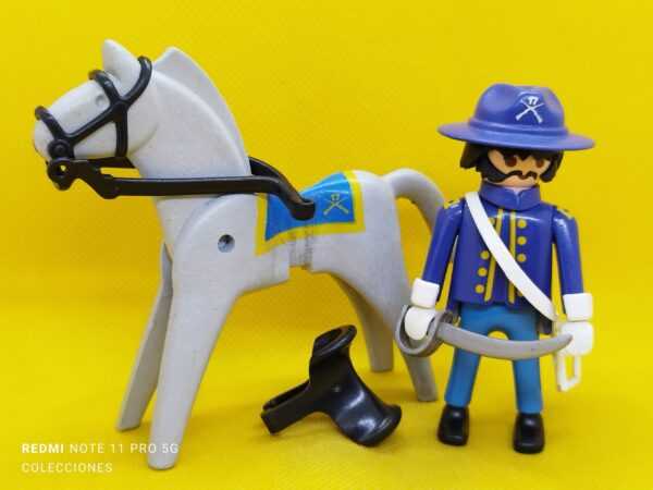Playmobil Oficial del norte con caballo - Imagen 4