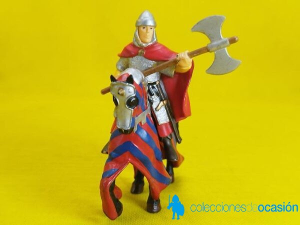 Papo caballero medieval con hacha de combate