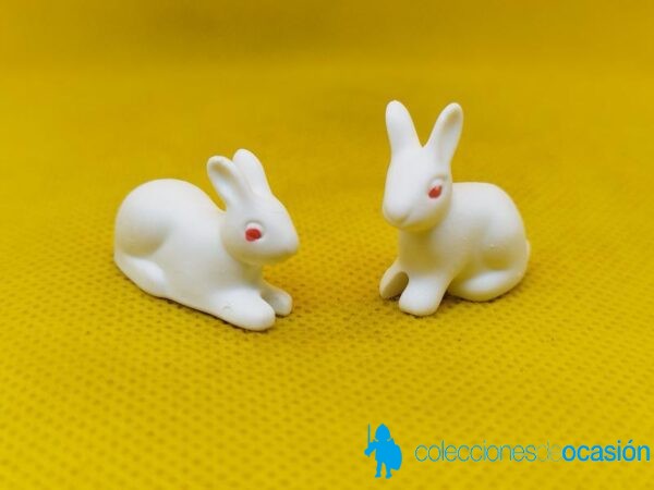 Playmobil Pareja de conejos blancos con ojos rojos
