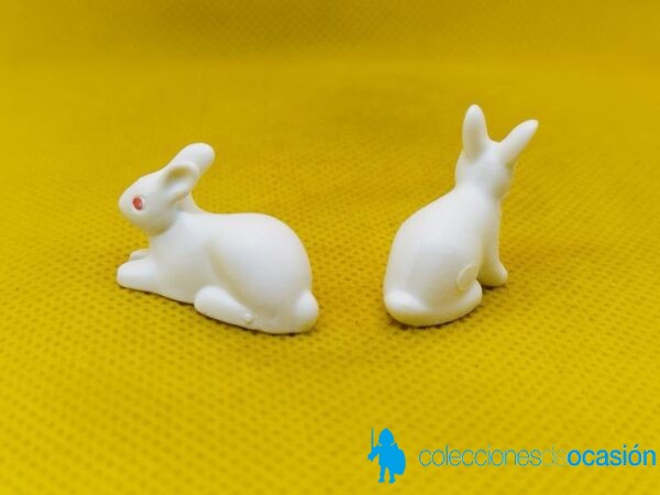 Playmobil Pareja de conejos blancos con ojos rojos - Imagen 3