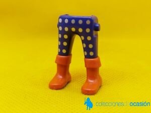 Playmobil Piernas medievales con botas naranjas