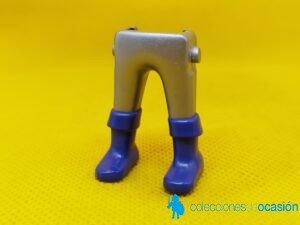Playmobil Piernas medievales plateadas con botas azules