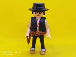 Playmobil Pistolero con chaleco negro
