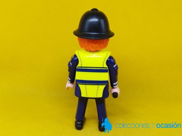 Playmobil Policía inglés con chaleco reflectante, bobby - Imagen 4