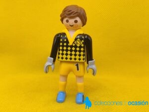 Playmobil Portero de fútbol con equipación amarilla y guantes, futbolista