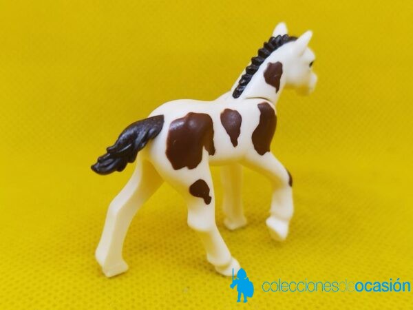 Playmobil Potro blanco al trote con manchas marrones - Imagen 3