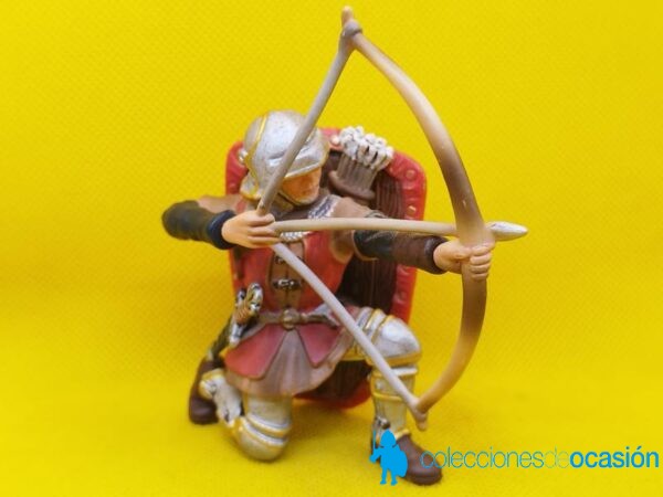 Schleich Arquero medieval arrodillado REF 70057