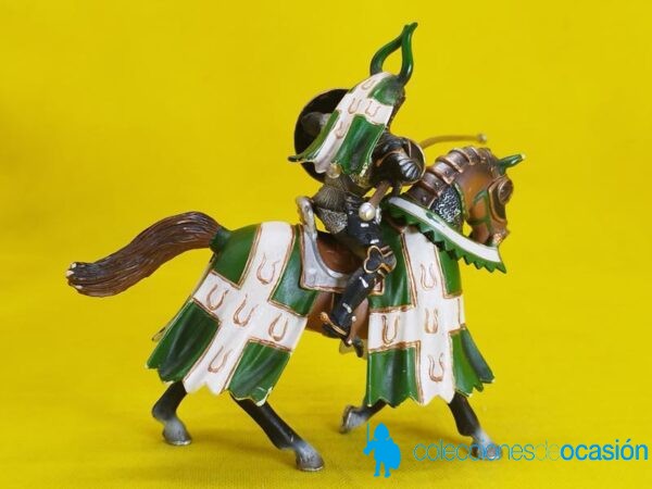 Schleich Caballero de torneo Taurus REF 70047 - Imagen 3