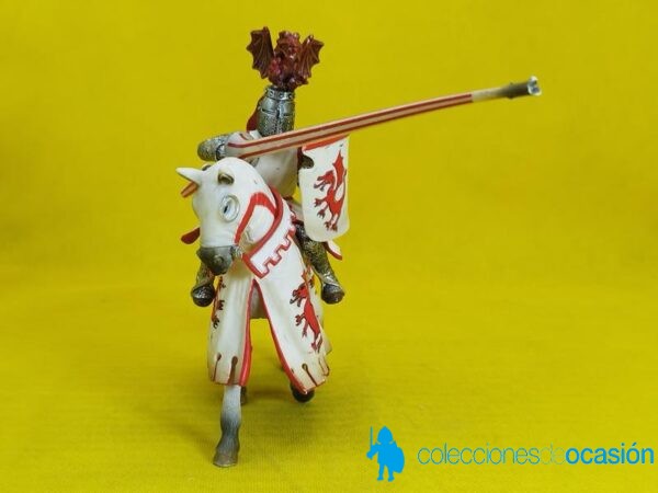 Schleich Caballero de torneo del dragón rojo REF 70046 - Imagen 2