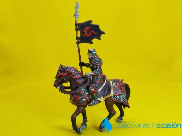 Schleich Caballero del dragón a caballo con lanza REF 70102 - Imagen 3