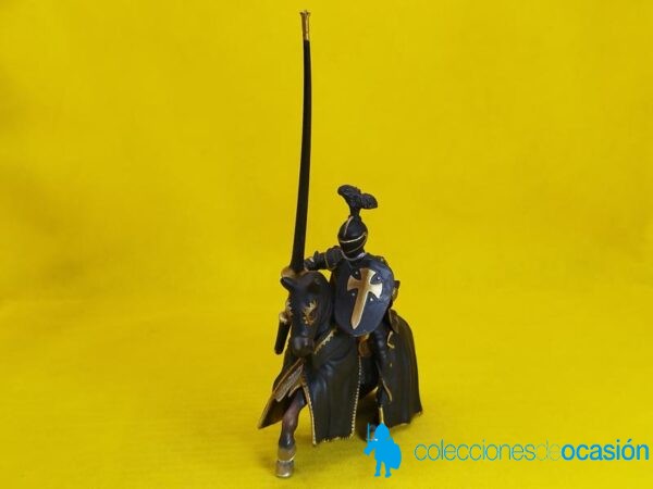 Schleich Caballero negro de torneo REF 70032 - Imagen 3