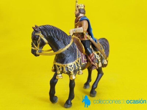 Schleich Rey a caballo 70049 - Imagen 3