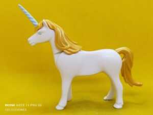 Playmobil Unicornio con pelo dorado