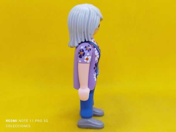Playmobil Anciana granjera, mujer con peto vaquero - Imagen 2