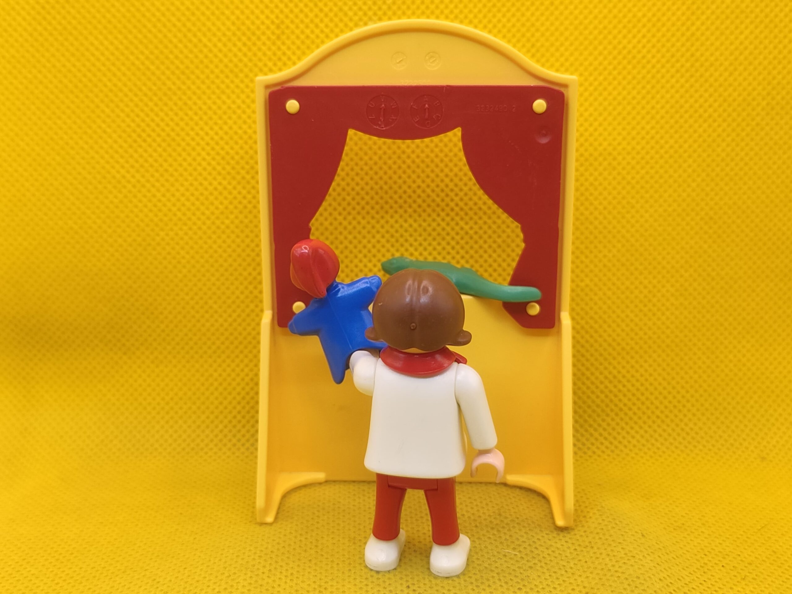 Playmobil Niña con teatro y marionetas Special REF 4664 - Niña con teatro y marionetas Special REF 4664 (1)