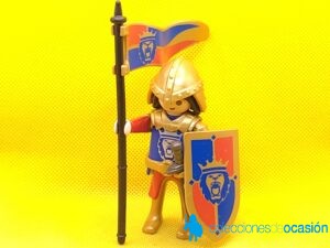 Playmobil Caballero abanderado del Reino del León