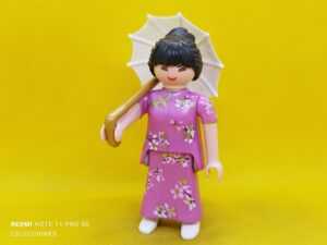 Playmobil Geisha con kimono