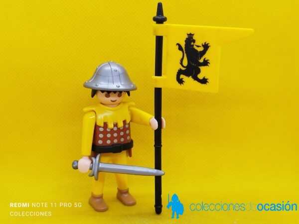 Playmobil Soldado abanderado del reino del león