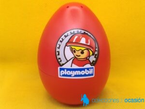 Playmobil Niño con coche, Huevo rojo REF 4918