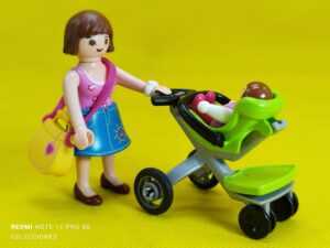 Playmobil Mamá con carrito y bebé