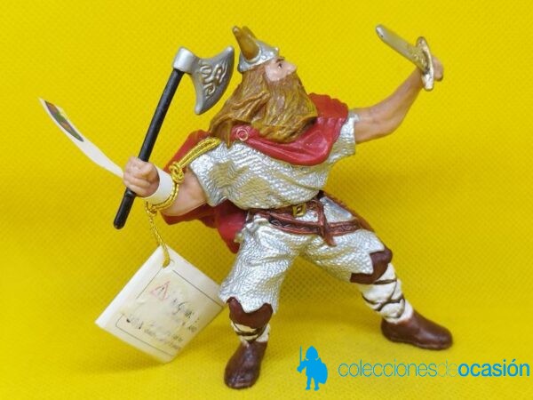 Papo guerrero vikingo con hacha de combate - Imagen 2