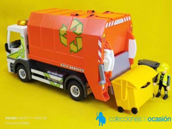 Playmobil Camión de reciclaje con contenedores REF 70200 - Imagen 3