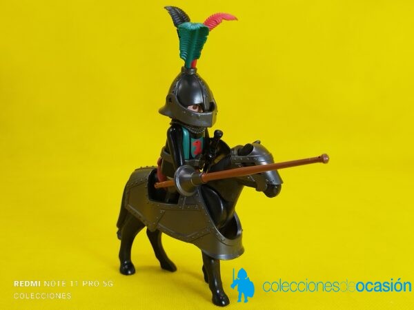 Playmobil Caballero del Halcón con caballo acorazado y lanza de torneo - Imagen 2
