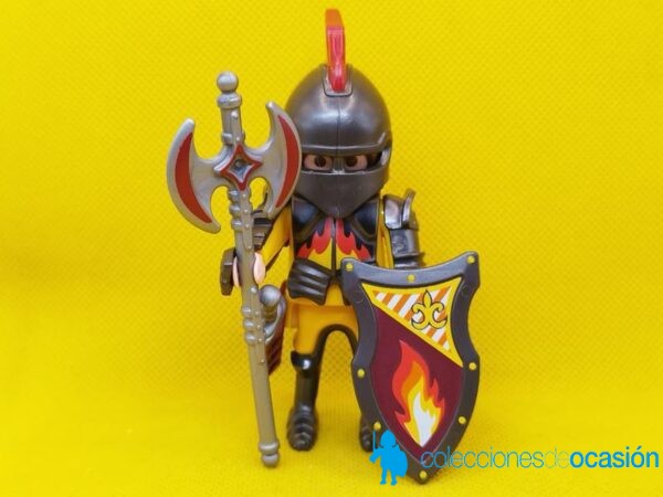 Playmobil Caballero medieval acorazado con hacha de combate