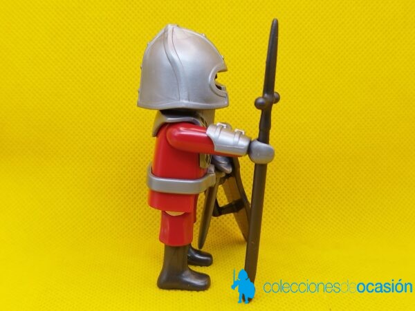 Playmobil Caballero medieval con alabarda en el escudo - Imagen 3