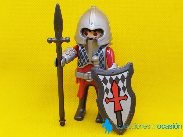 Playmobil Caballero medieval con alabarda en el escudo