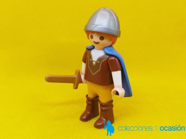 Playmobil Niño vikingo con capa azul - Imagen 2