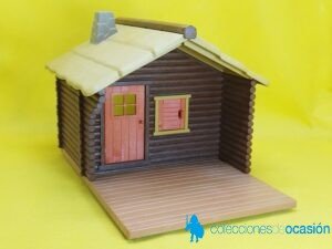 Playmobil Cabaña de madera con tejado de paja