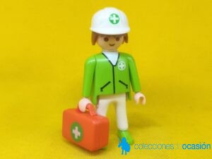 Playmobil Enfermero con casco blanco