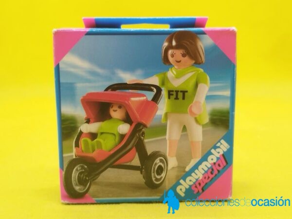 Playmobil Mama con carrito de bebe Special 4677