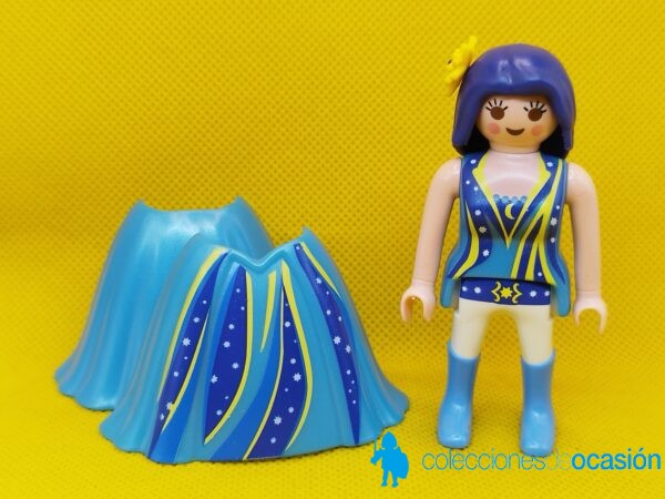 Playmobil Princesa con pelo azul y flor amarilla - Imagen 5