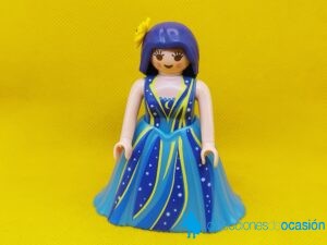 Playmobil Princesa con pelo azul y flor amarilla