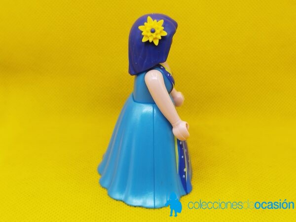 Playmobil Princesa con pelo azul y flor amarilla - Imagen 2