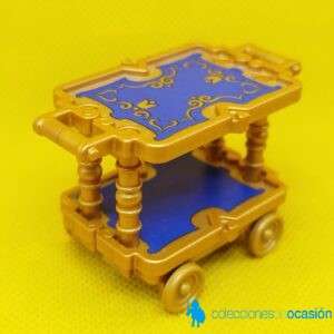 Playmobil Camarera vintage dorada y azul, mueble