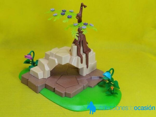 Playmobil Diorama con cueva y escondite secreto