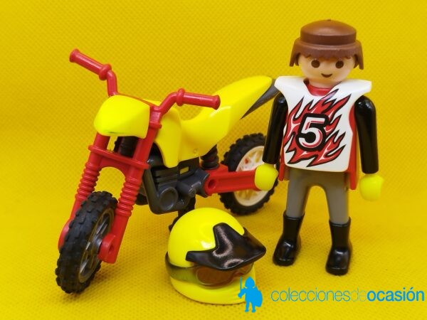 Playmobil Motorista de cross REF 4923, moto en huevo rojo - Imagen 5