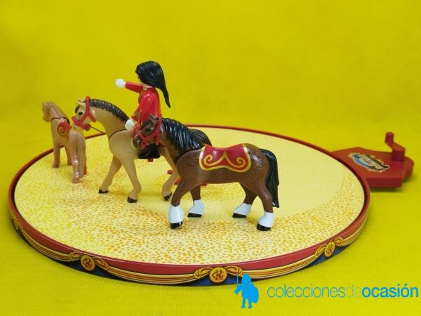 Playmobil Pista giratoria de circo Roncalli domadora de caballos REF 9044 - Imagen 2