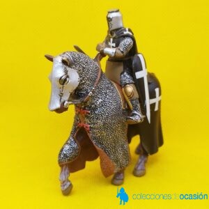 Soldado de plomo. Caballero templario con caballo