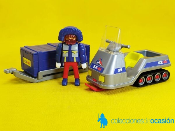 Playmobil Explorador con moto de nieve con remolque - Imagen 4