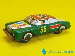 Coche de hojalata France 55